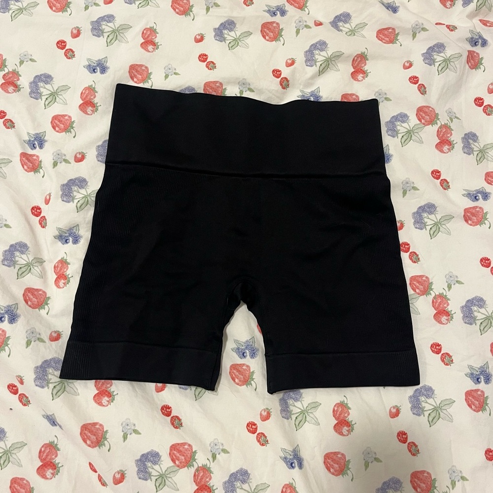 NWT Set Active Sculptflex Bike Short in Onyx/Flash